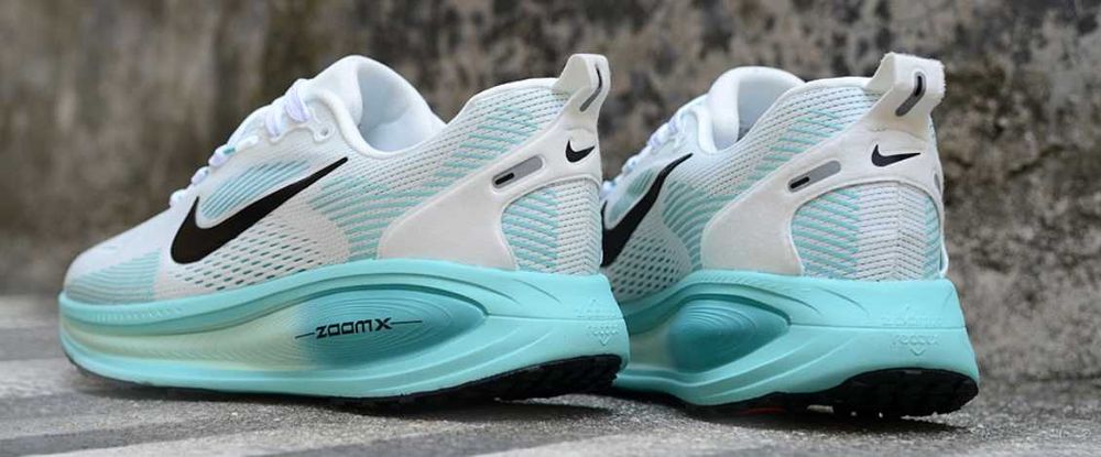 Нови дамски маратонки Nike Zoom Vomero 18 Light Blue
