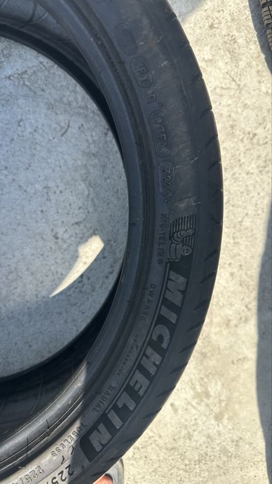 Летни и зимни гуми 225/40/18)(235/65/16С)