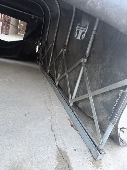 Labo tent koredan kelgan