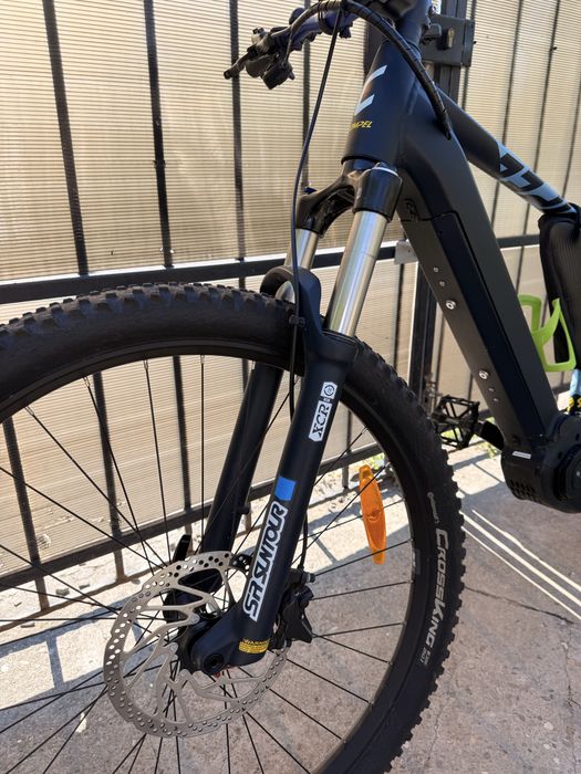 Bicicleta electrica // Motor Bosch CX // 1.000 km rulati // CA NOUA //