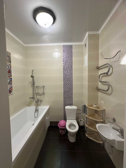 Сдается 8-ми комнатная квартира