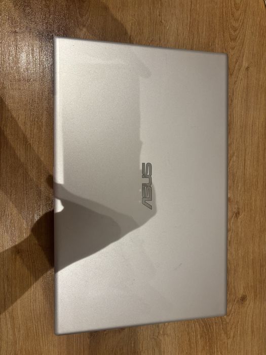 Asus vivobook 15