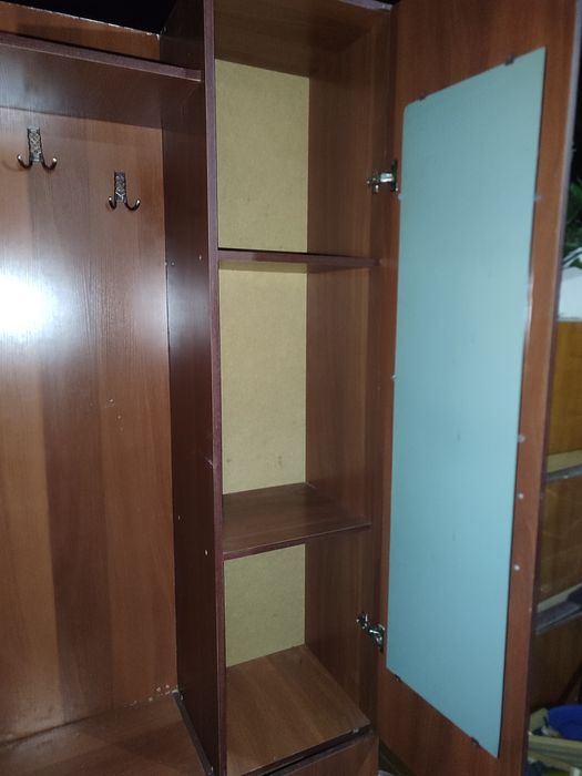 Продаю прихожку для одежды и обуви