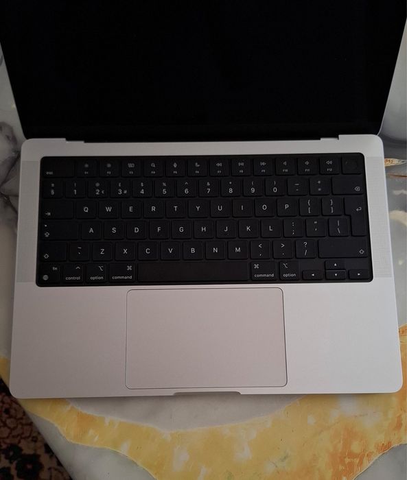 MacBook Pro 14 M3