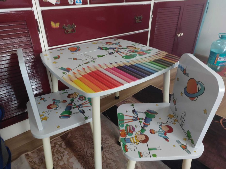 Masuta cu 2 scaunele copii