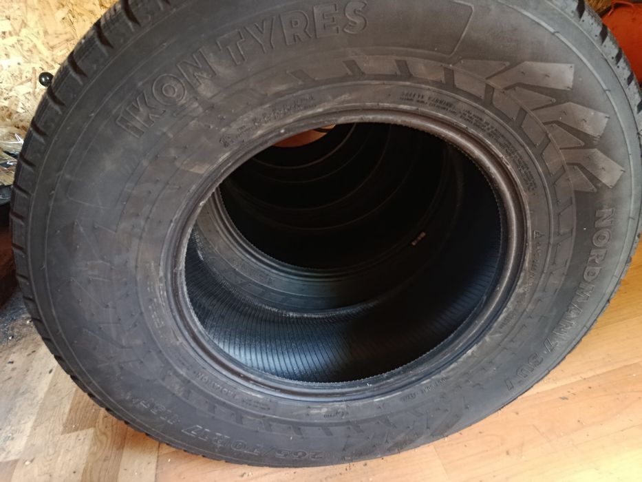 Nokian 7 265 70 R17