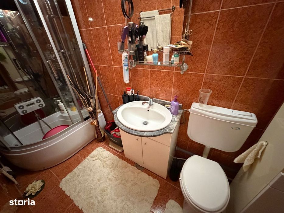 Apartament 2 camere, decomandat  - Cugir