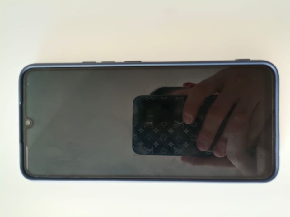 Vivo y55, 128gb, минусы жоқ