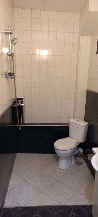 Дава се под наем Двустаен апартамент в Стара Загора, Център - 60 кв.м за 193.8 € - Снимка #2