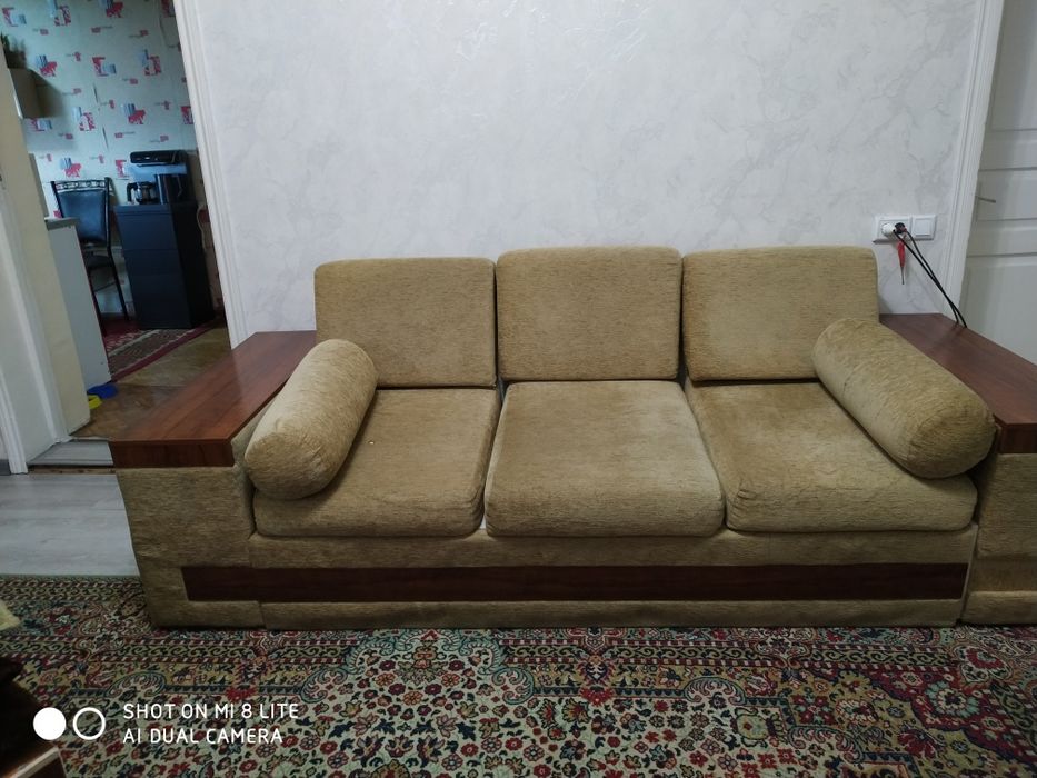 Срочно продается раскладной  диван.