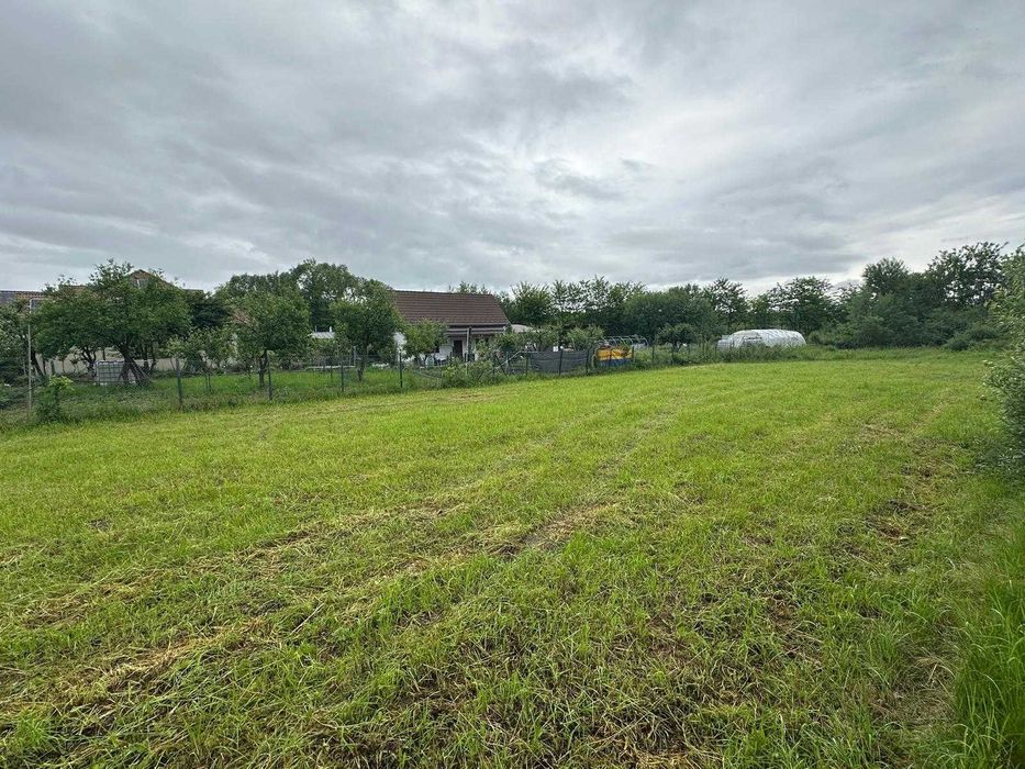 Teren intravilan de constructii 1.500 mp * Padurea Dumbrava Sibiu