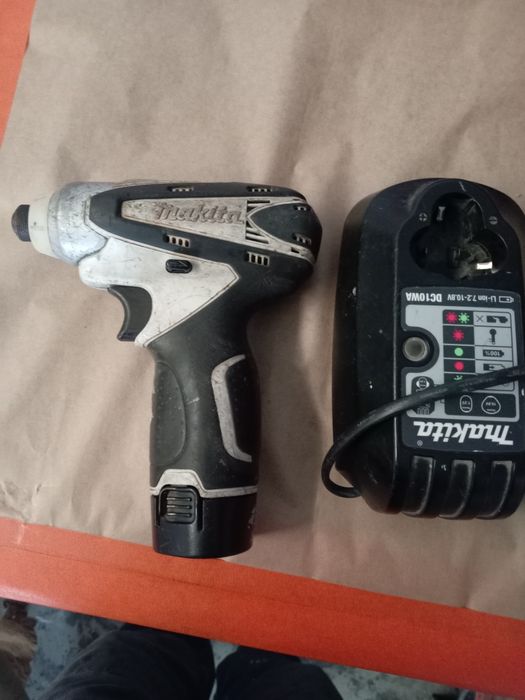 Autofiletanta percuție makita