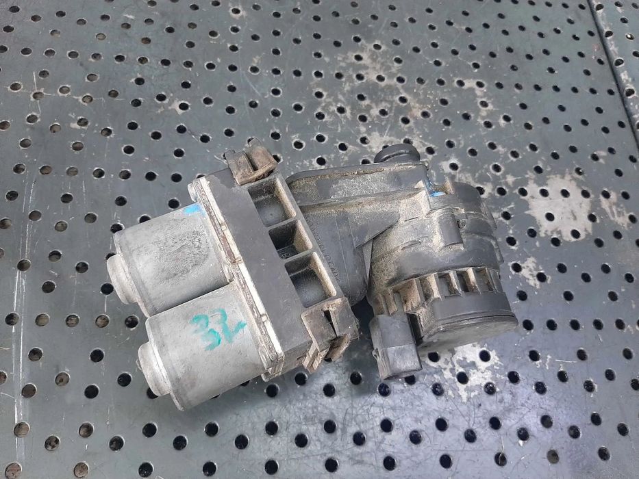 pompa recirculare apa audi a6 4f c6 2.7 tdi 3.0 tdi  2004-2011 0392023007