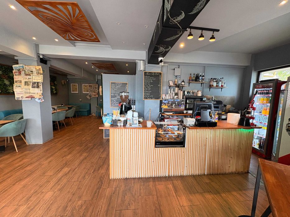 Vând afacere Bistro-Cafe la cheie
