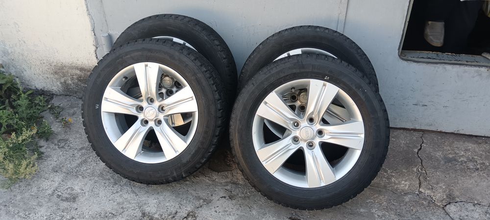 Продам диски с сезонкай комплект