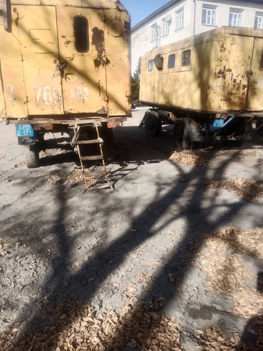 Продам вагончик на колесной платформе