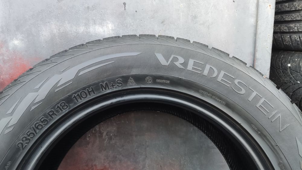 4бр. зимни гуми 235/65/18 Vredestein, XL подсилени
dot21
6.8mm. грайфе
