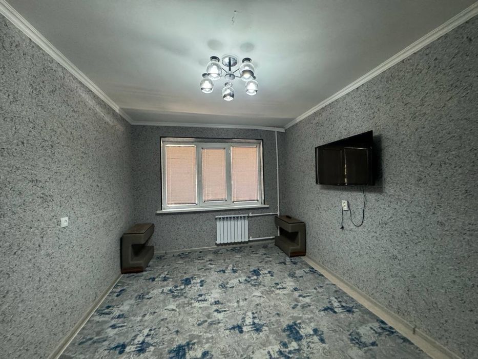 1 хонали шароити билан 3 микрорайонда