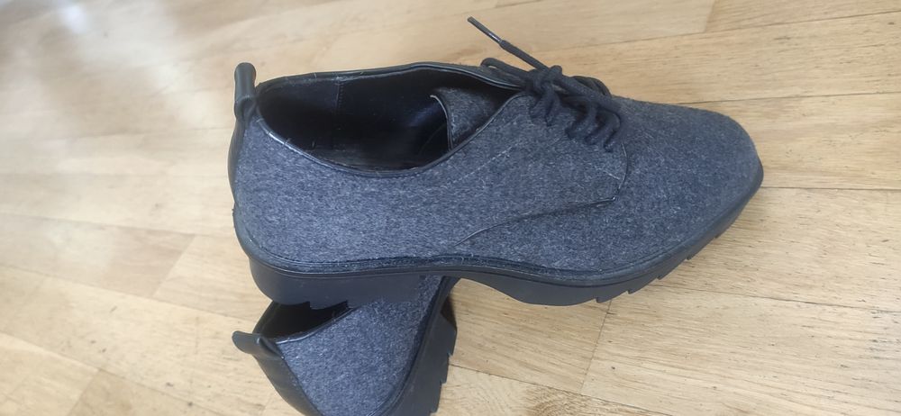 Женские ботинки Zara