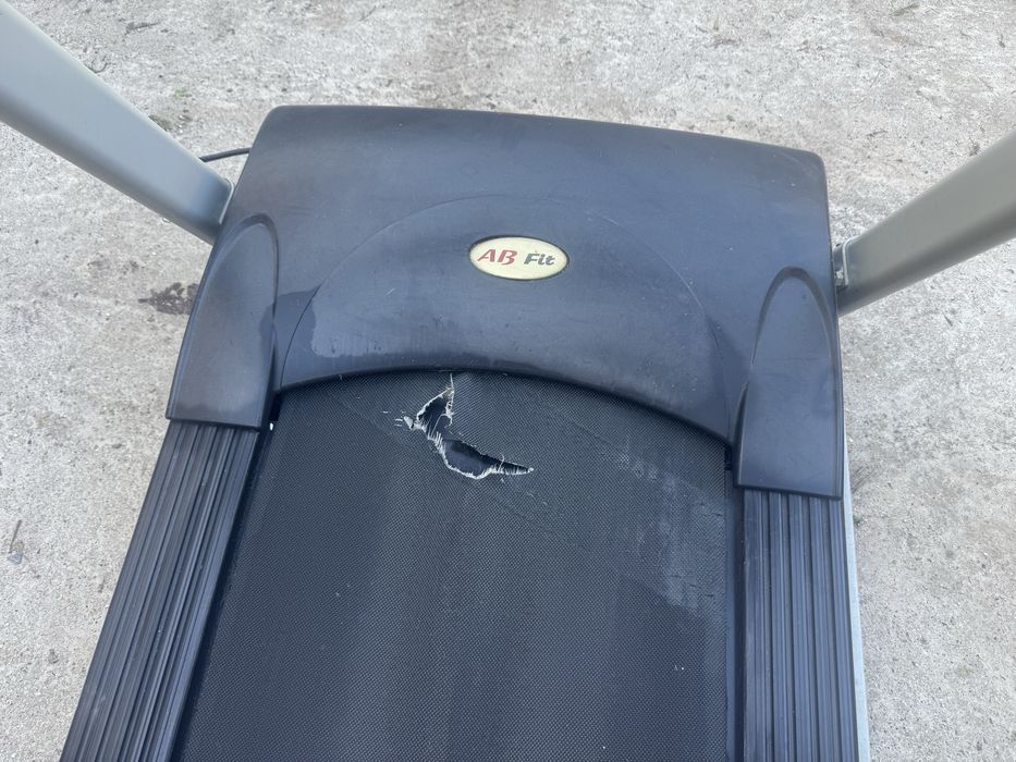 Бягаща Пътека AB Fit