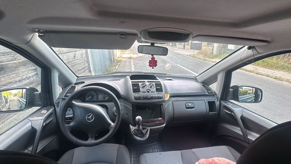 Vând Mercedes Vito 9 locuri