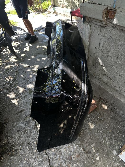 Bară spate vw passat b 7.berlină neagră.