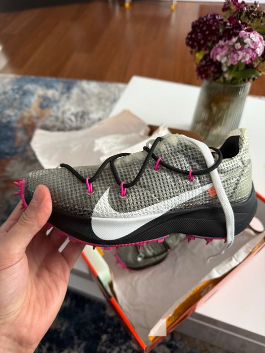 Nike x Off-White Vapor Street Black Laser Fuchsia Mărimea 36