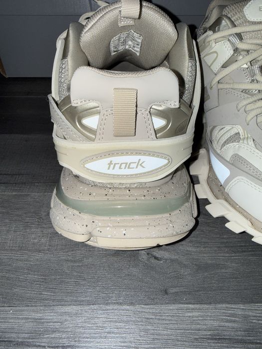 balenciaga track beige