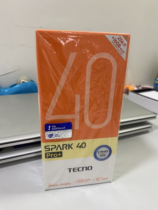 Tecno spark 40 pro +