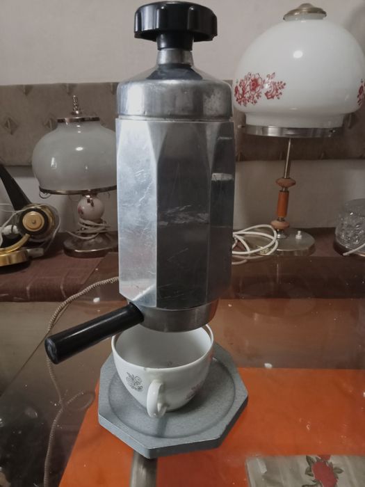 Электро-кофеварка автоматический СССР.