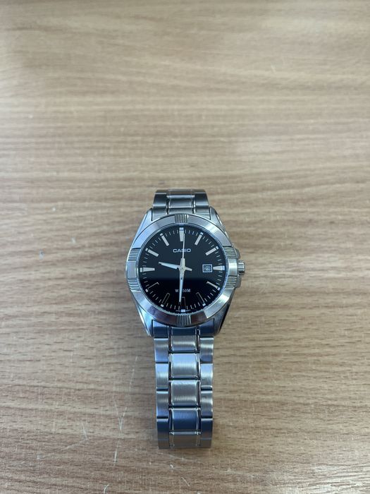 Сагат сатылады Casio