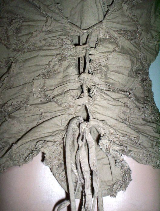 Super bluza Vesta Corset Fancy maro deschis insertii franjurate volane