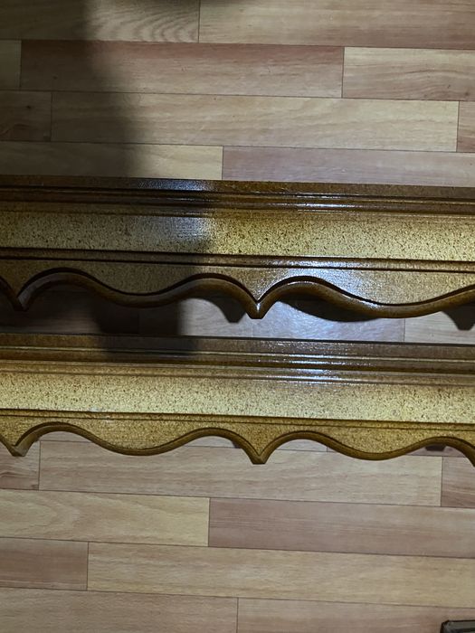 Продам карнизы из дерева