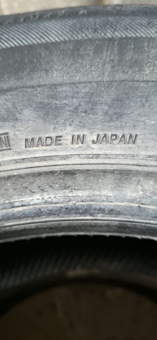 Шины 2шт 215 60 R16 Bridgestone