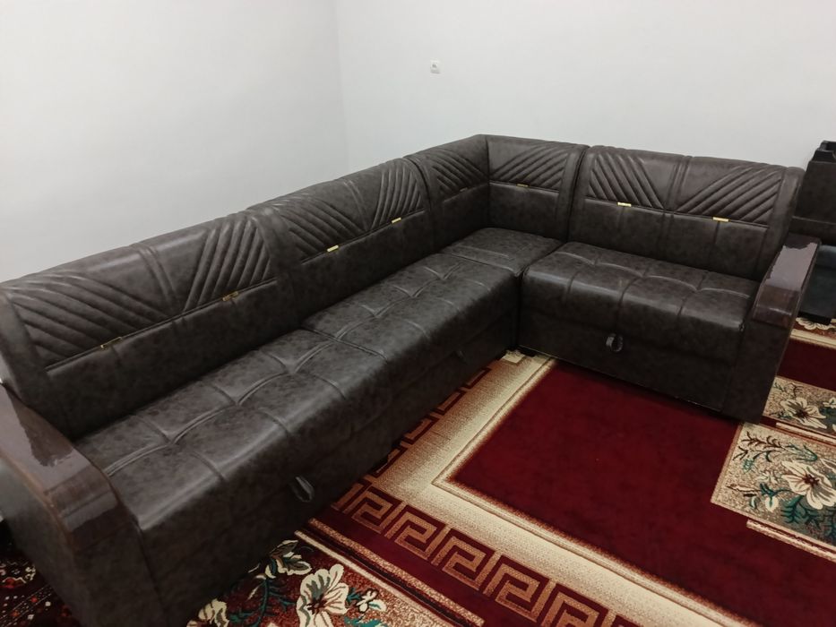 Уголок сотилади  оптим нархда