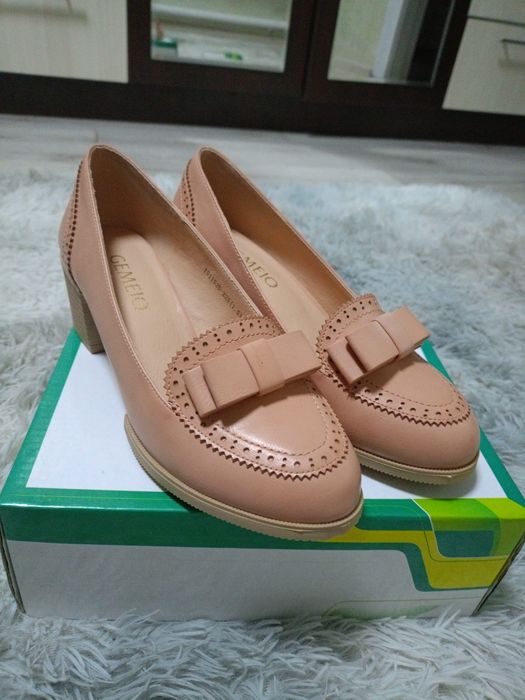 Туфли кожанный размер 35.36