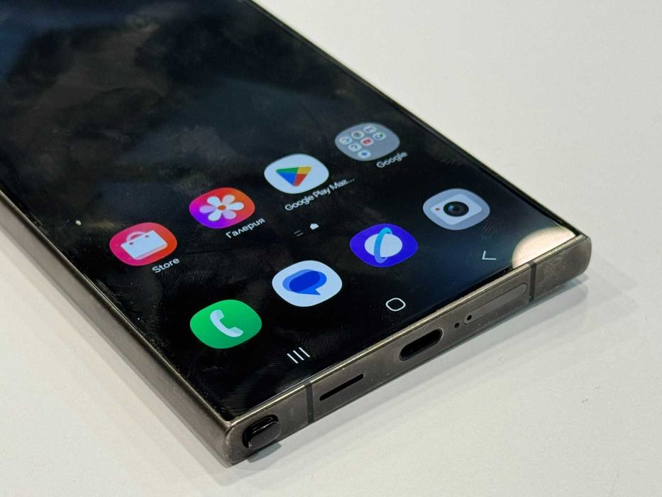 Samsung Galaxy S24 Ultra 5G 256GB 12GB RAM Dual