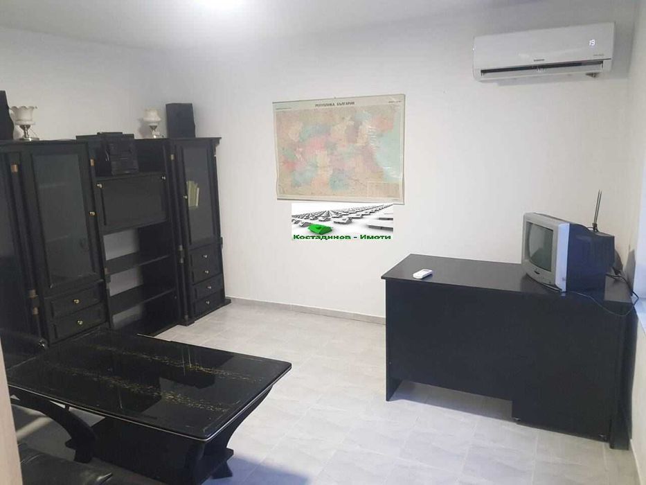 Дава се под наем Склад в с. Бенковски, Област Пловдив - 365 кв.м за 1200 € - Снимка #8