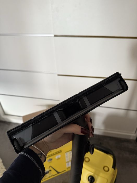 Aspirator umed-uscat Karcher WD3 1000 W, 15 litri, functie de suflare