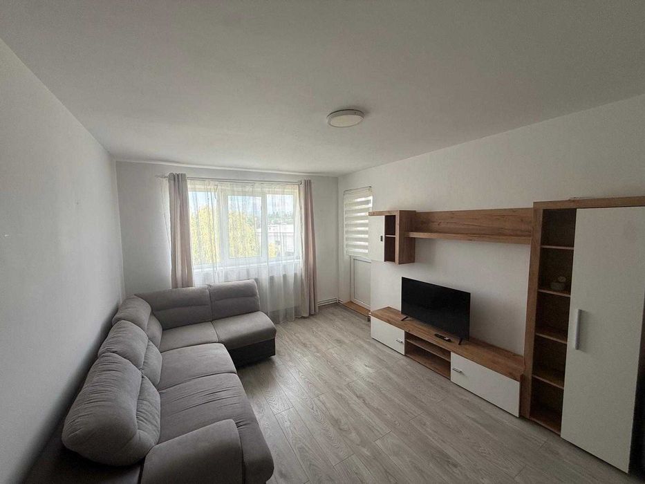 Inchiriez Garsoniera renovată , mobilată modern 30 mp