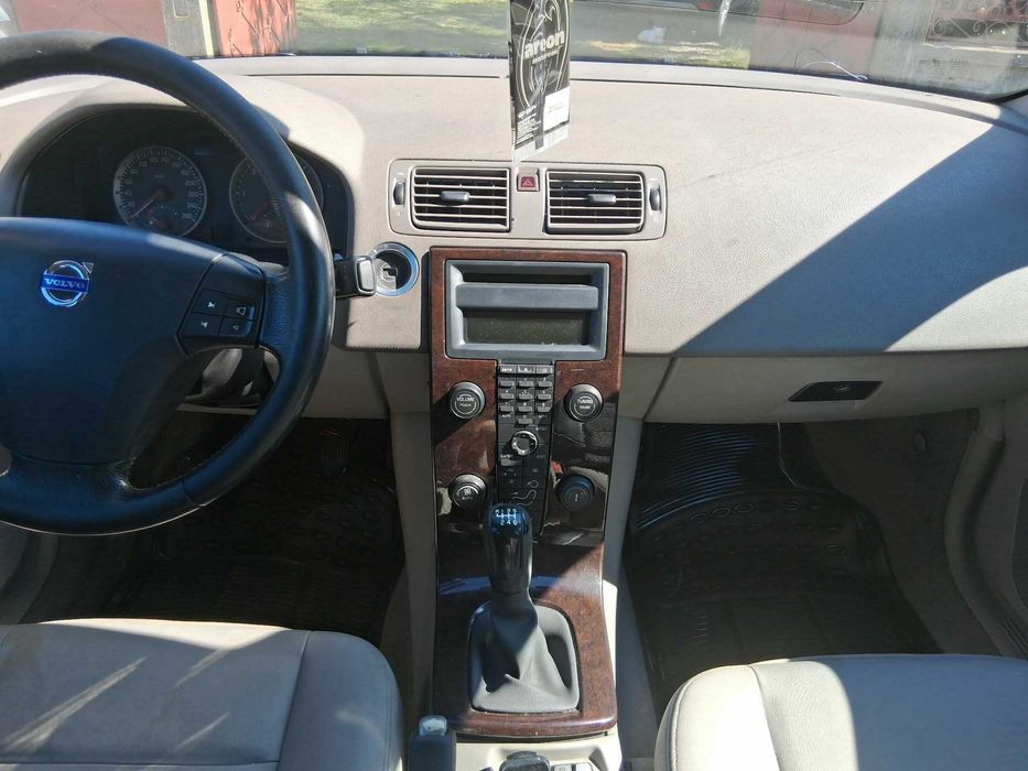 Autoturism Vovo S40