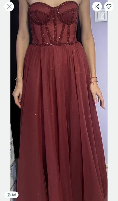 Дизайнерска рокля