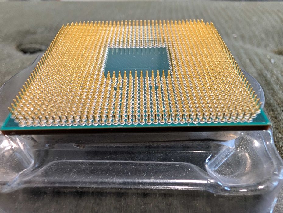 Procesor AMD Ryzen 7 5700X3D tray