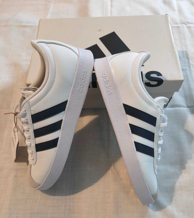 Adidasi   Adidas