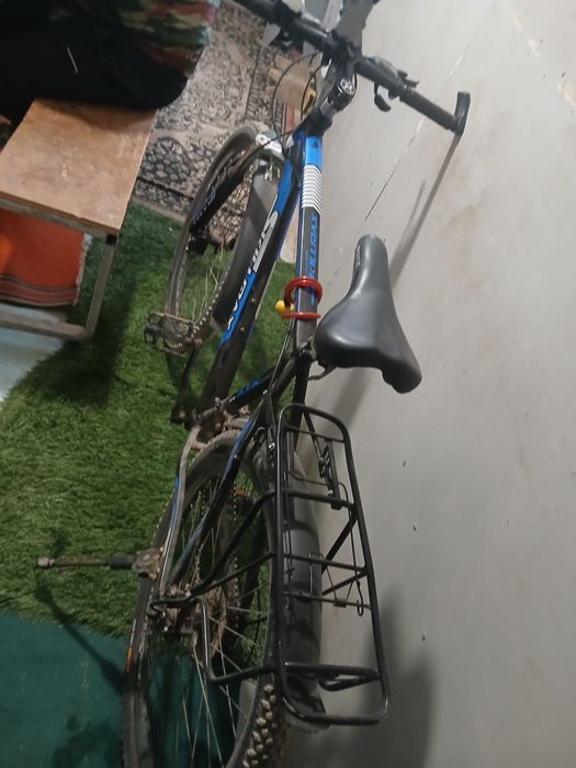 Sotiladi 1mln kelishamiz