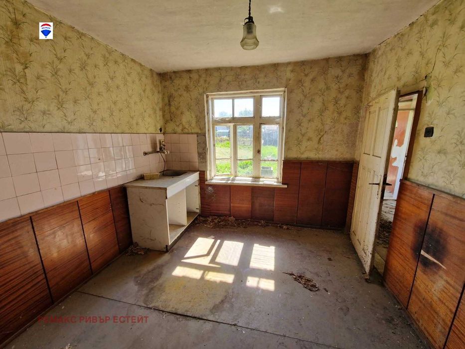 Къща за продажба в гр. Две могили