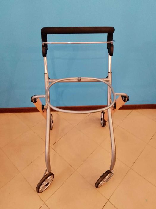 Ролатор Trust Care – 35 с 1 г. гаранция и право на връщане