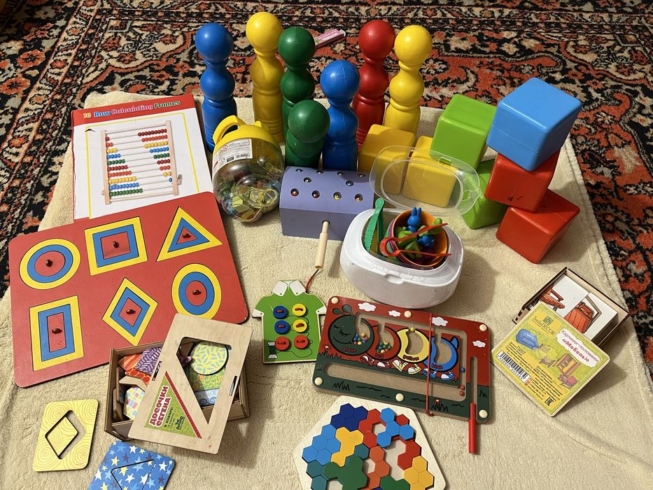 Игрушки для развите ребенка