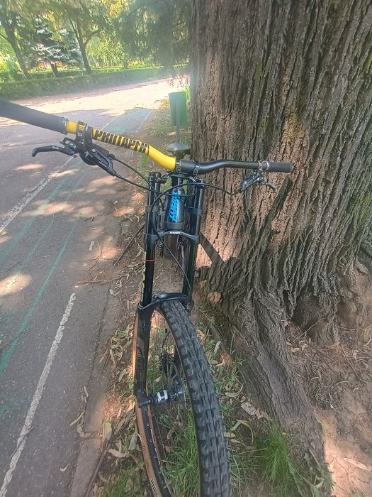 Bicicletă  Giant glory downhill