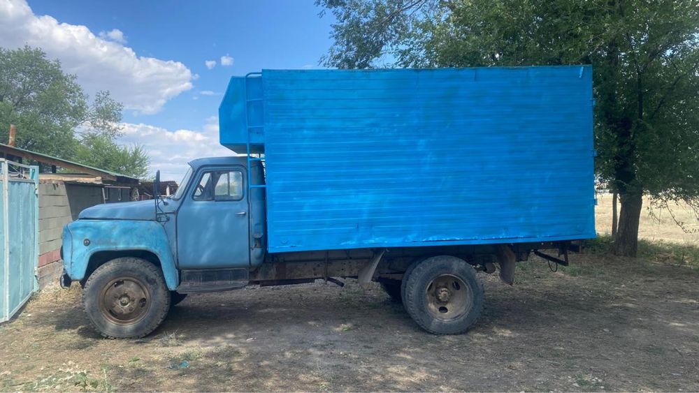 Прадаетса газ 53